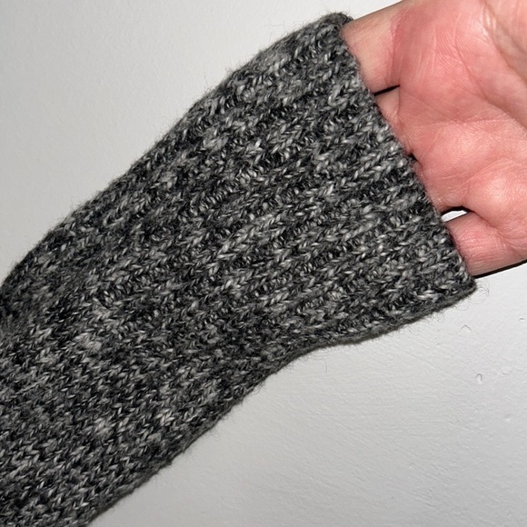 Gorgeous Cozy Cowlneck Sweater by Workshop Size XS - Picture 6 of 8